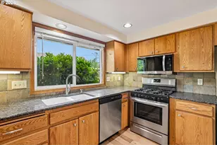 3495 Oak St, Hubbard, OR 97032 - Photo 13