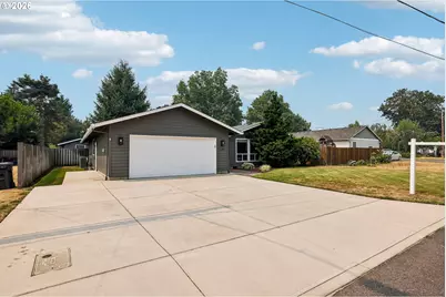 3495 Oak St, Hubbard, OR 97032 - Photo 3