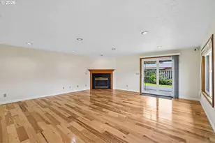 3495 Oak St, Hubbard, OR 97032 - Photo 5