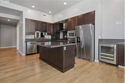 1920 S River Dr #E102, Portland, OR 97201 - Photo 7