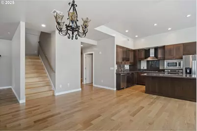 1920 S River Dr #E102, Portland, OR 97201 - Photo 13