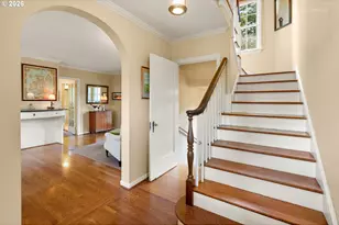 2600 SW Crestdale Dr, Portland, OR 97225 - Photo 3