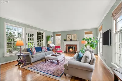 2600 SW Crestdale Dr, Portland, OR 97225 - Photo 5