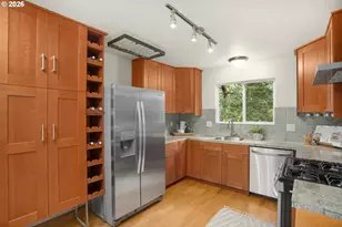 3236 SW Idaho St, Portland, OR 97239 - Photo 5