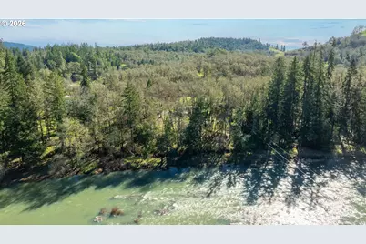 1176 Whistlers Ln, Roseburg, OR 97470 - Photo 11