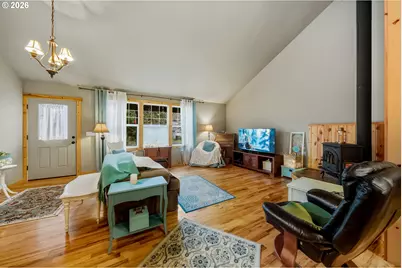 1251 Timberlake Dr, Rockaway Beach, OR 97136 - Photo 3