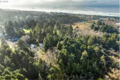 1251 Timberlake Dr, Rockaway Beach, OR 97136 - Photo 33