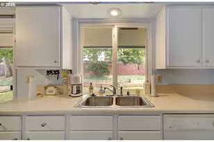 9804 NE 9th St, Vancouver, WA 98664 - Photo 9