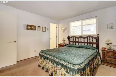 9804 NE 9th St, Vancouver, WA 98664 - Photo 15