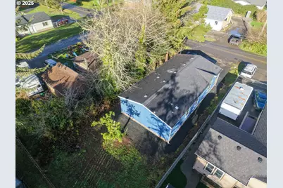 90766 Hollywood Ln, Coos Bay, OR 97420 - Photo 35