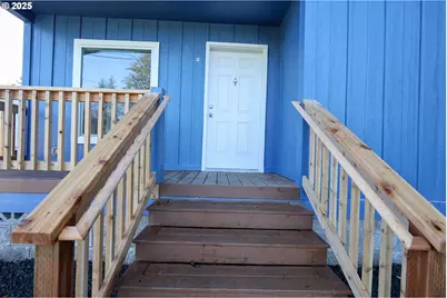 90766 Hollywood Ln, Coos Bay, OR 97420 - Photo 37