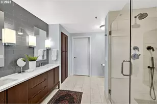 2448 NW Westover Rd, Portland, OR 97210 - Photo 15