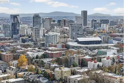 2448 NW Westover Rd #E402, Portland, OR 97210 - Photo 31