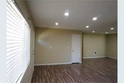 13301 NE 20th St, Vancouver, WA 98684 - Photo 5