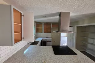 13301 NE 20th St, Vancouver, WA 98684 - Photo 9