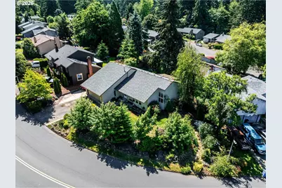 2213 NE Parkview Dr, Vancouver, WA 98686 - Photo 35