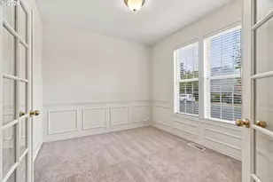 17818 NW Gilbert Ln, Portland, OR 97229 - Photo 5