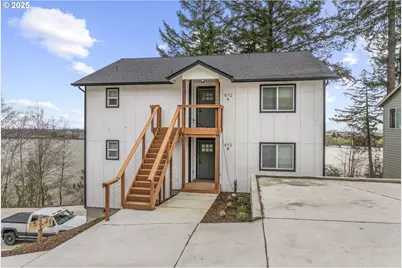 572 Columbia St, Cathlamet, WA 98612 - Photo 3
