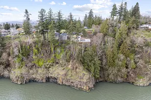 572 Columbia St, Cathlamet, WA 98612 - Photo 33