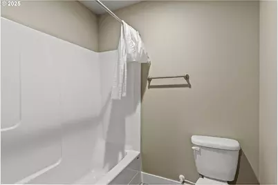 151 Alpha Dr, Longview, WA 98632 - Photo 25