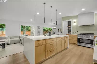 18111 SW Pioneer Ct, Lake Oswego, OR 97034 - Photo 15