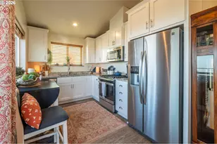 29154 Kerber Dr, Gold Beach, OR 97444 - Photo 21