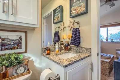 29154 Kerber Dr, Gold Beach, OR 97444 - Photo 5