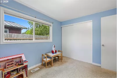 1704 N Meadow Ln, Newberg, OR 97132 - Photo 23