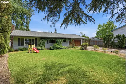 1704 N Meadow Ln, Newberg, OR 97132 - Photo 5