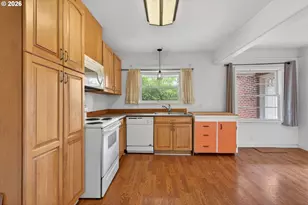 19100 SW Blanton St, Beaverton, OR 97078 - Photo 9
