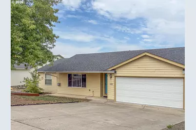 185 SE Lebleu Ln, Winston, OR 97496 - Photo 1
