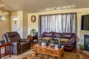 185 SE Lebleu Ln, Winston, OR 97496 - Photo 3