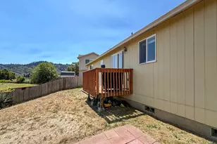 185 SE Lebleu Ln, Winston, OR 97496 - Photo 13