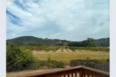 185 SE Lebleu Ln, Winston, OR 97496 - Photo 17