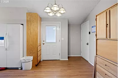 26 E 3rd St, Lowell, OR 97452 - Photo 15