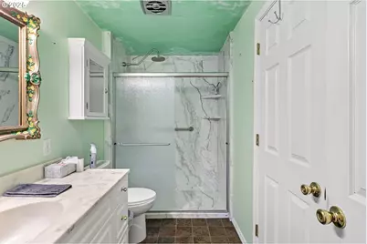 26 E 3rd St, Lowell, OR 97452 - Photo 27