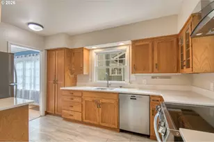 4315 NE Laurelhurst Pl, Portland, OR 97213 - Photo 11