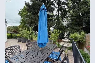 4315 NE Laurelhurst Pl, Portland, OR 97213 - Photo 29