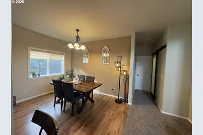 135 SW Quincetree Ct, Roseburg, OR 97471 - Photo 9