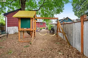 6180 NE Vera St, Portland, OR 97213 - Photo 31