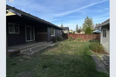 1202 E Second Ave, Sutherlin, OR 97479 - Photo 31