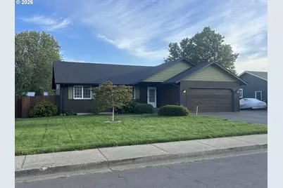 1202 E Second Ave, Sutherlin, OR 97479 - Photo 3