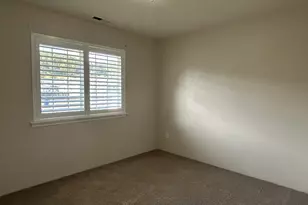 1202 E 2nd Ave, Sutherlin, OR 97479 - Photo 21