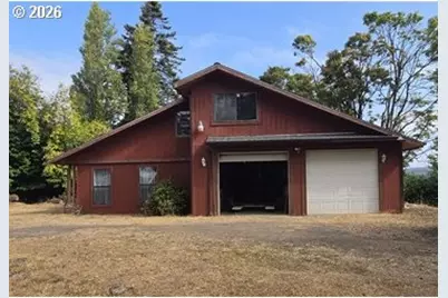 376 10th Ave, Coos Bay, OR 97420 - Photo 1