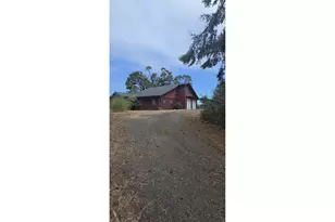 376 10th Ave, Coos Bay, OR 97420 - Photo 5