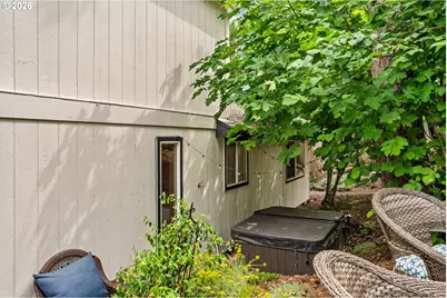 7289 Glacier Dr, Springfield, OR 97477 - Photo 33