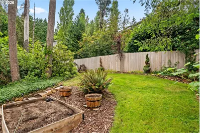 7289 Glacier Dr, Springfield, OR 97477 - Photo 41