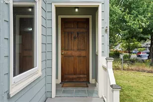 1910 Harney St, Vancouver, WA 98660 - Photo 3