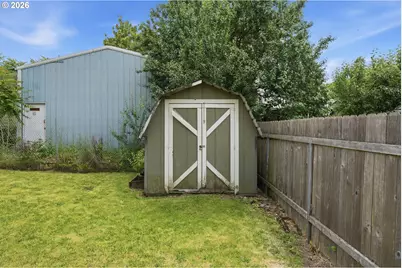 1910 Harney St, Vancouver, WA 98660 - Photo 33