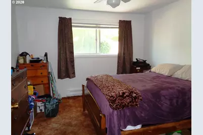 2645 N 16th Ct, Coos Bay, OR 97420 - Photo 15